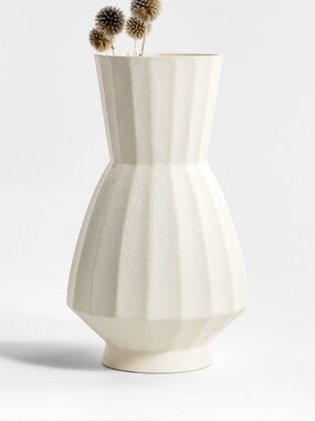 Crate and Barrel Warrick White vase EUC